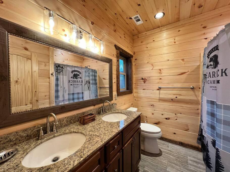 * * 4 Master Bedrooms, Views, Theater, Arcade, Evc Gatlinburg Εξωτερικό φωτογραφία